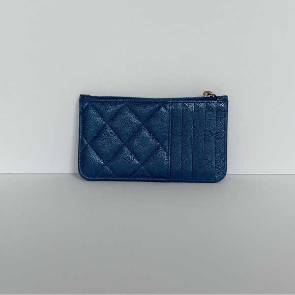 Chanel Iridescent Caviar Quilted Flap Zip Card Holder Blue - Picture 5 of 12